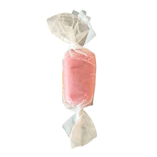 L&K CHEWY BOMBZ FRUIT CHEWS (50mg THC) - STRAWBERRY - Image 3