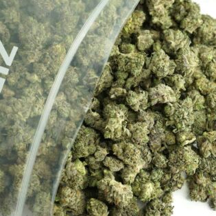 1/2p - PINK KUSH (SMALLS) (BULK) - INDICA - (AAA)